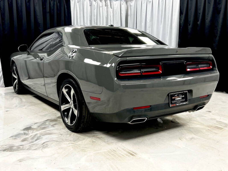 2019 Dodge Challenger SXT