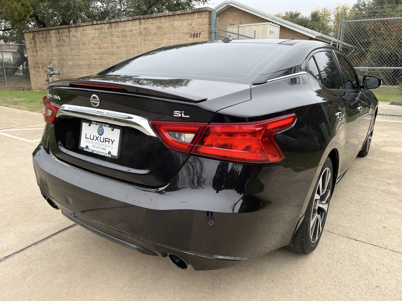 Used Car 2017 Nissan Maxima  3.5 Sl 4dr Sedan For Sale Under $10,000 In Austin, Texas