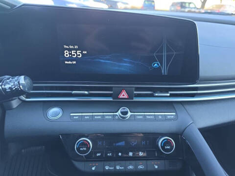 2022 Hyundai Elantra