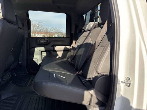 2026 Chevrolet Silverado 3500HD CC Work Truck