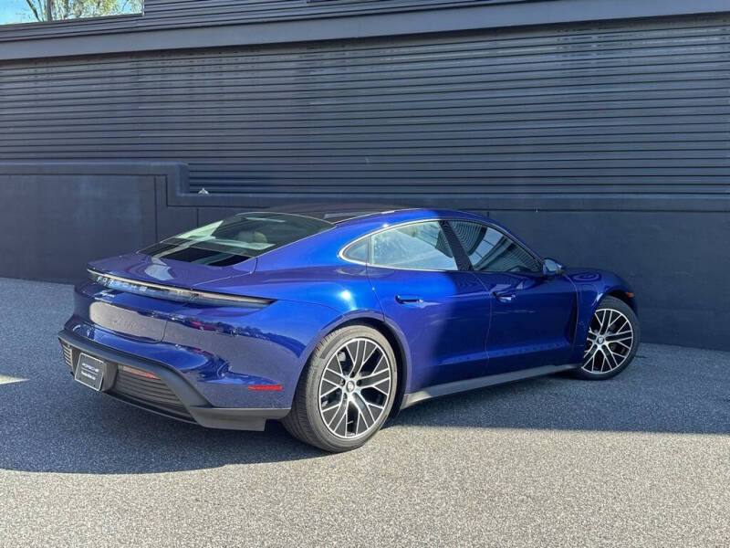 2022 Porsche Taycan