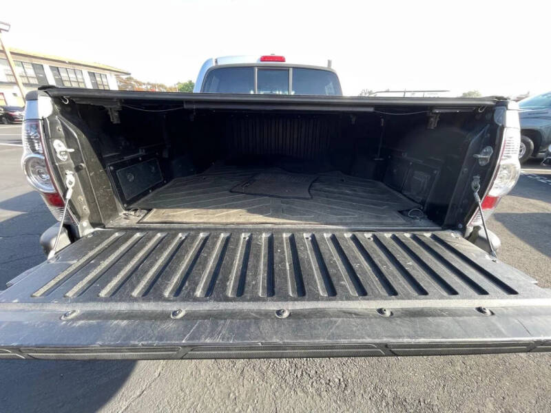 2011 Toyota Tacoma PreRunner V6