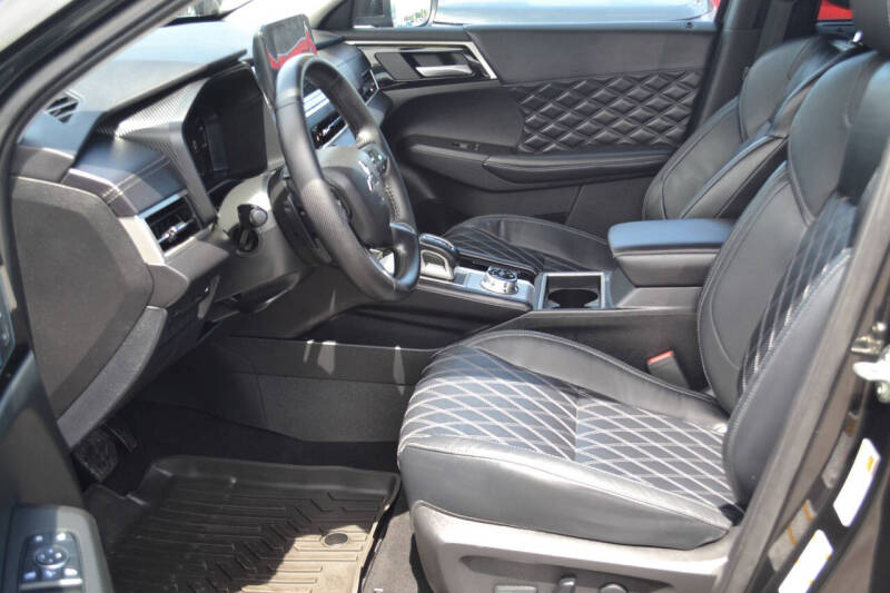 2024 Mitsubishi Outlander SEL