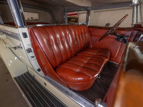 1933 Packard Super Eight Convertible Sedan
