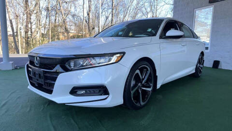 2018 Honda Accord for sale at iVueCars in Gastonia NC