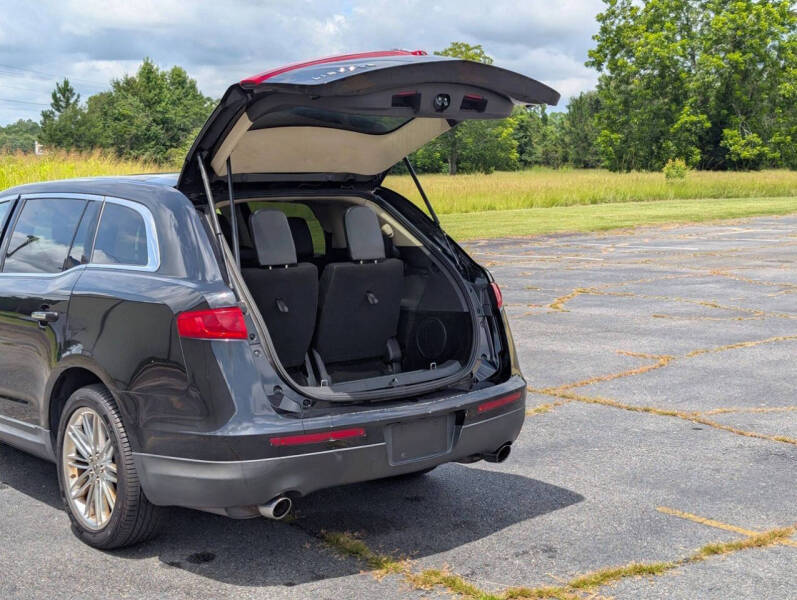 2019 Lincoln MKT Reserve