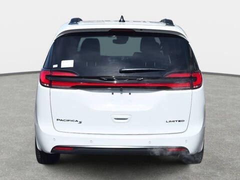 2027 Chrysler Pacifica Limited