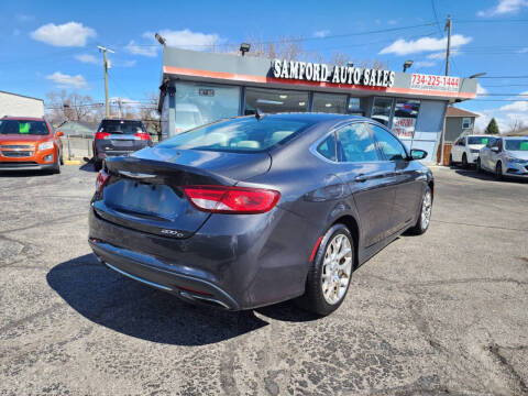2015 Chrysler 200 C