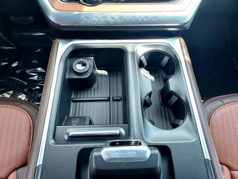 2026 Ford Expedition MAX King Ranch