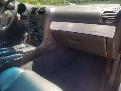 2002 Ford Thunderbird Deluxe