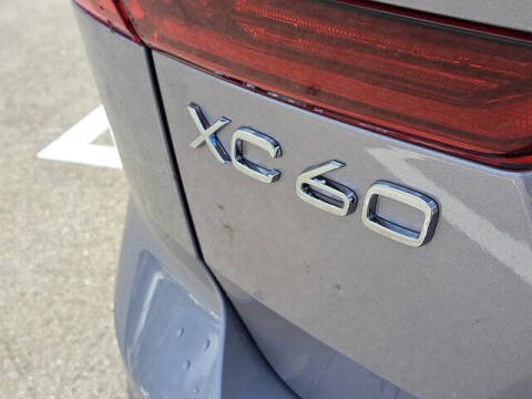 2026 Volvo XC60 B5 Core