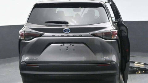 2024 Toyota Sienna