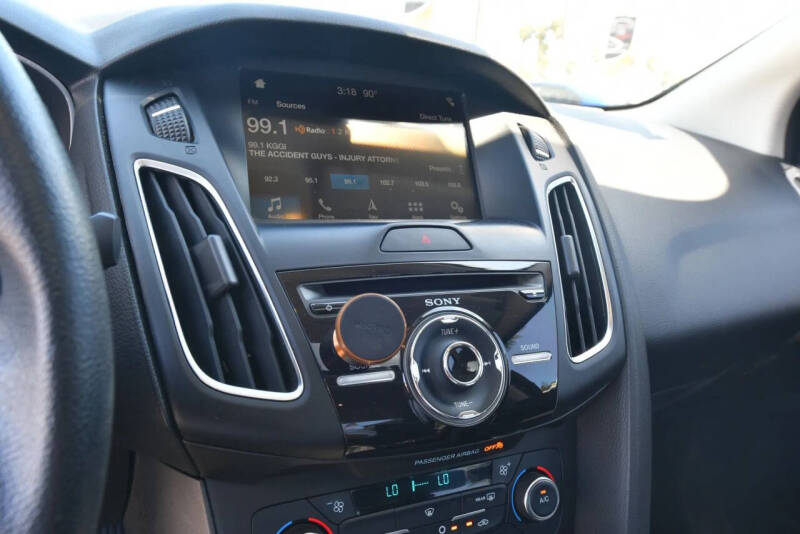 2017 Ford Focus SEL