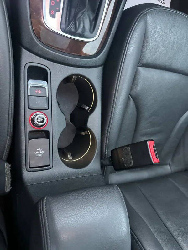 2017 Audi Q3 2.0T quattro Premium Plus