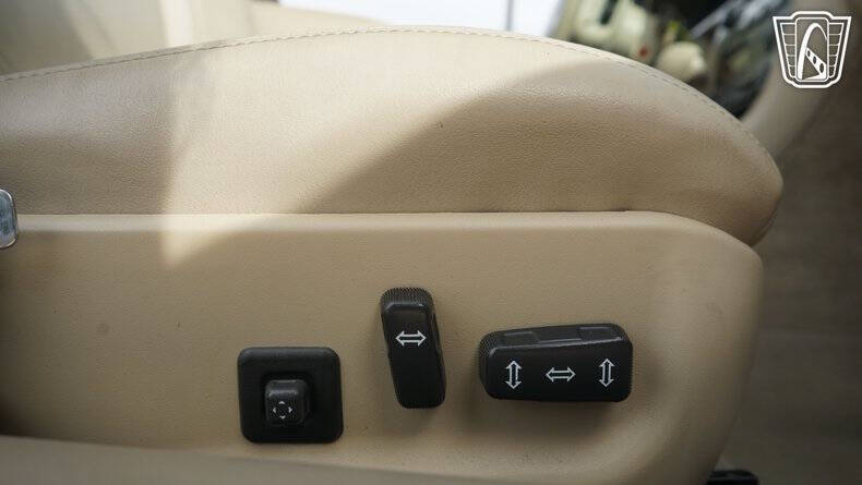 2001 Cadillac Eldorado ESC