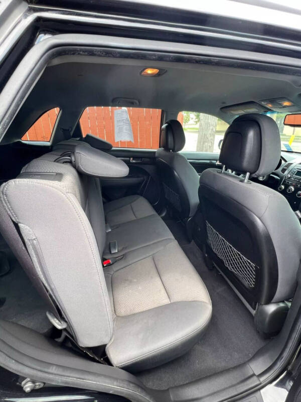 2012 Kia Sorento LX