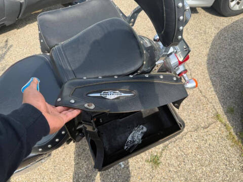 2006 Suzuki Boulevard