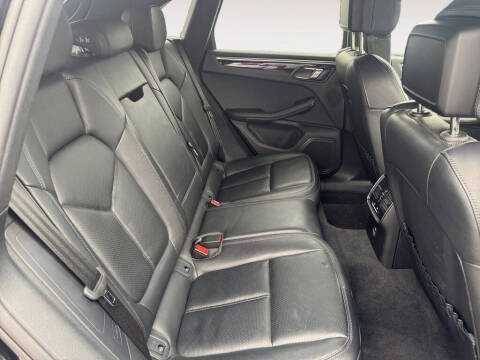 2024 Porsche Macan