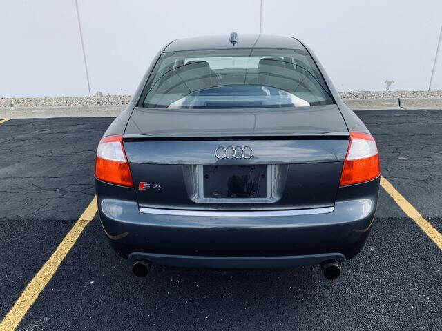 2004 Audi S4 quattro