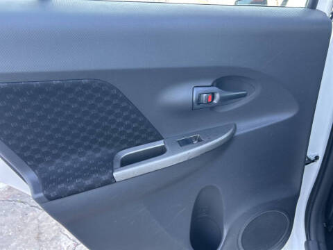 2013 Scion xD