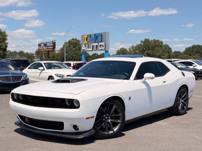 2016 Dodge Challenger 392 HEMI Scat Pack Shaker