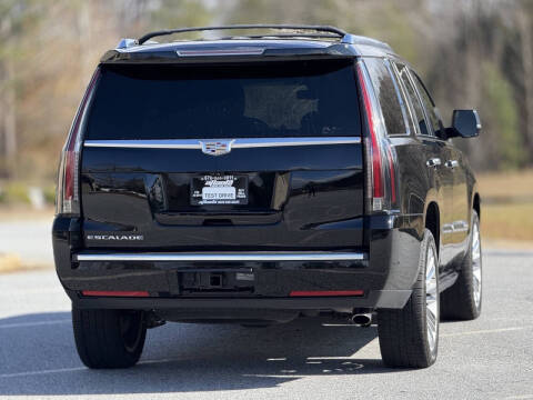 2019 Cadillac Escalade Platinum