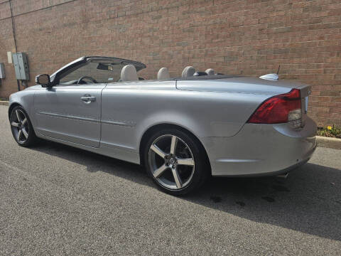 2011 Volvo C70 T5