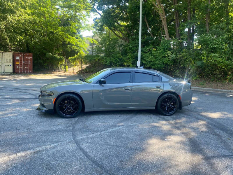 2017 Dodge Charger SXT