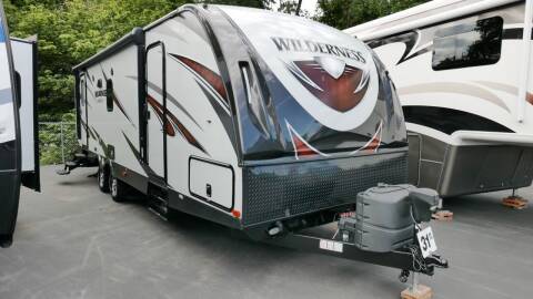 2019 Heartland Wilderness 2500RL / 31ft for sale at Jim Clarks Consignment Country - Travel Trailers in Grants Pass OR