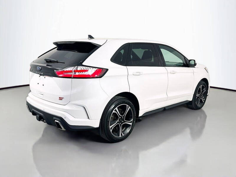 2022 Ford Edge ST