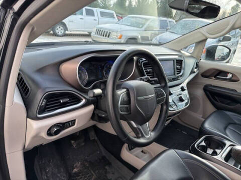 2020 Chrysler Voyager LXi