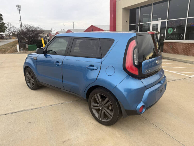2015 Kia Soul +
