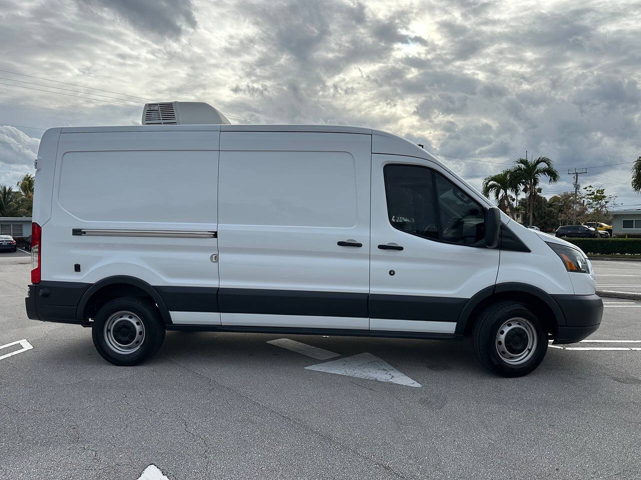 2016 Ford Transit 5