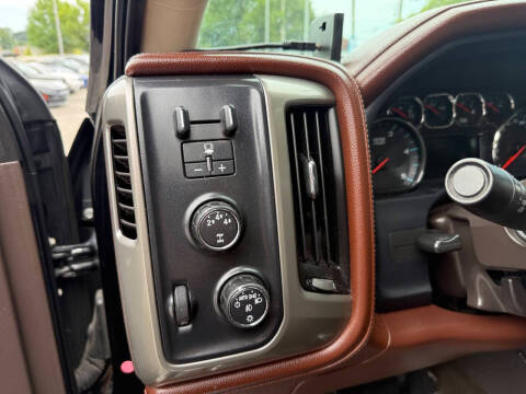 2016 Chevrolet Silverado 3500HD High Country