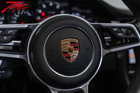 2018 Porsche 911 Carrera