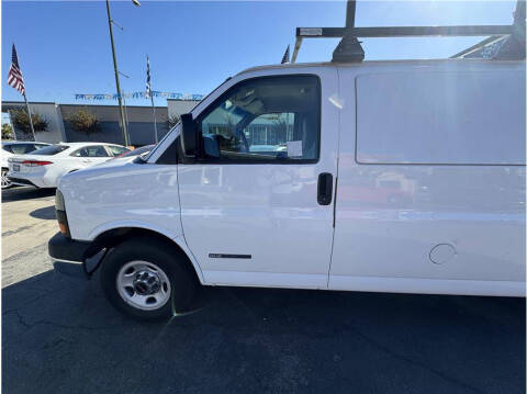 2003 GMC Savana 2500