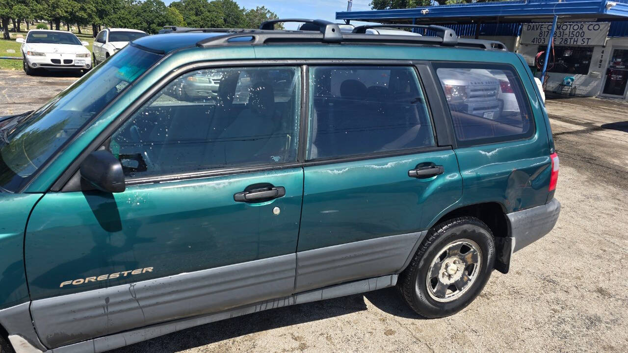 White 2001 Subaru Forester L AWD L 4dr Wagon 2