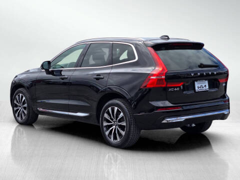 2023 Volvo XC60 B5 Plus Bright Theme