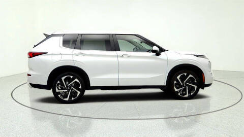 2024 Mitsubishi Outlander