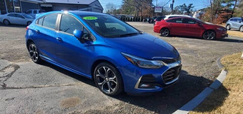 2019 Chevrolet Cruze for sale at Topham Automotive Inc. in Middleboro MA