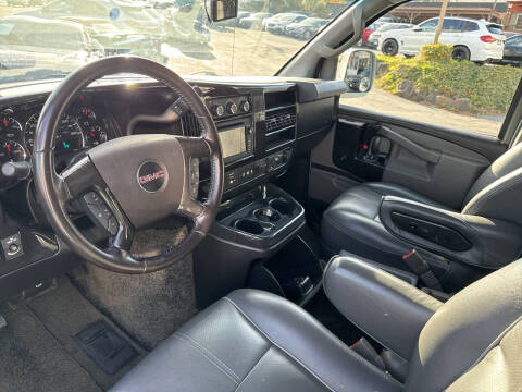 2017 GMC Savana 2500