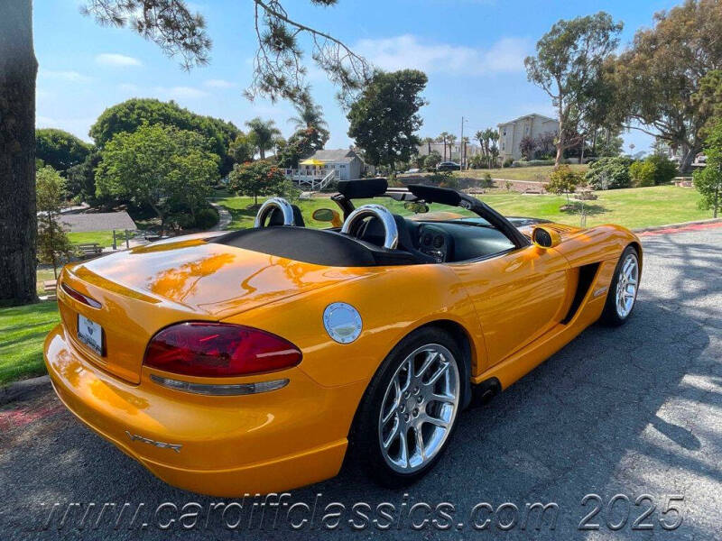 2003 Dodge Viper SRT-10