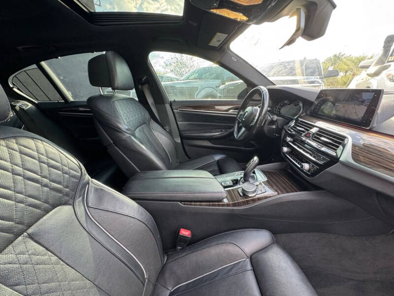 2017 BMW 5 Series 540i