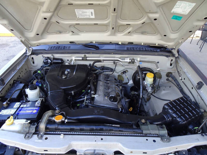 2001 Nissan Frontier XE