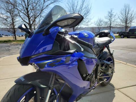 2018 Yamaha YZF-R1
