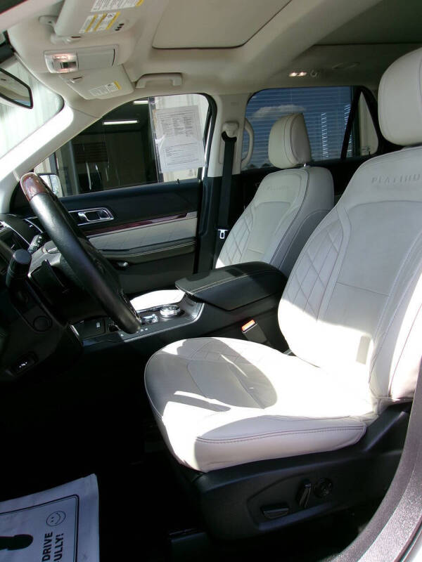 2019 Ford Explorer Platinum