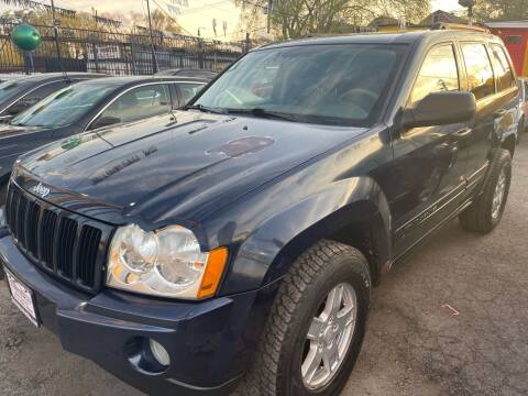 2006 Jeep Grand Cherokee for sale at Illinois Vehicles Auto Sales Inc in Chicago IL