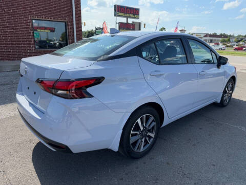 2025 Nissan Versa SV