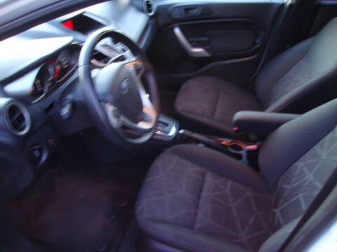 2013 Ford Fiesta SE