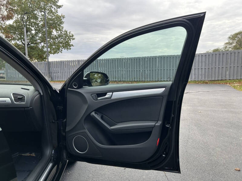 2010 Audi A4 2.0T quattro Prestige